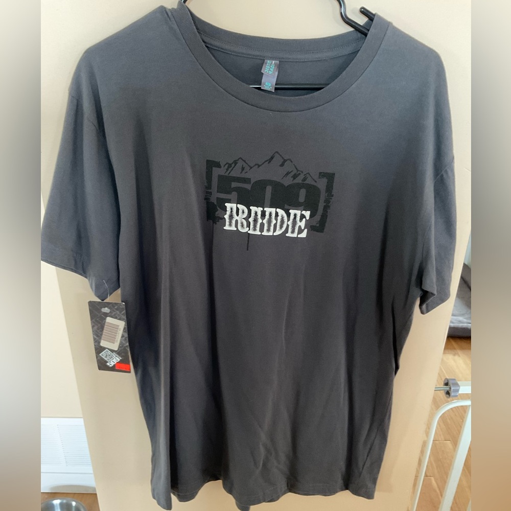 509 T-shirt . Ride . Medium . NWT